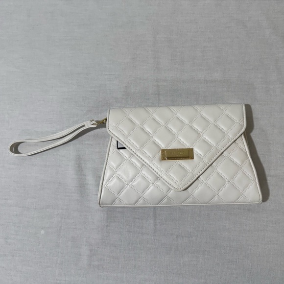 Guess White Quilted Wristlet Clutch - Picture 6 of 8